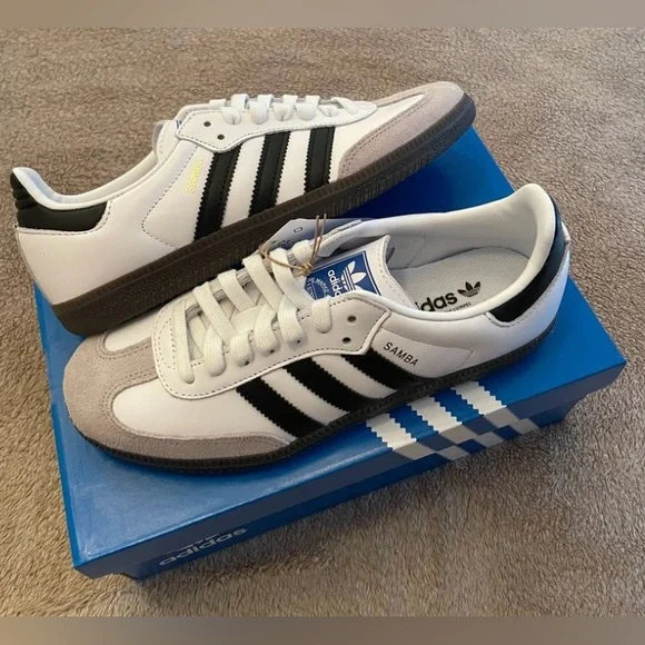 Adidas white retro shoes hot sale